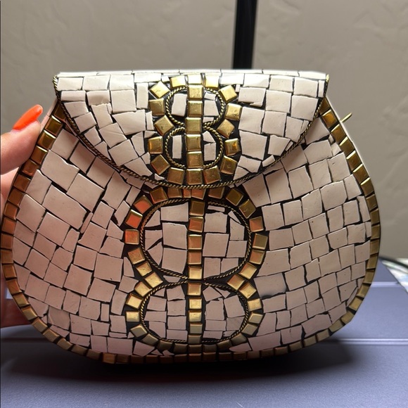 Luxurious Cream and Gold Mosaic Wristlet